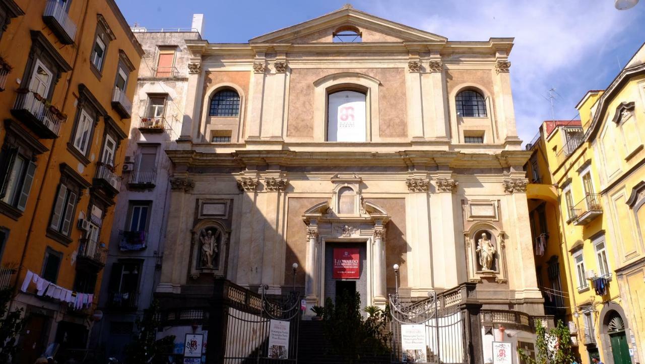 Domus Donnaregina Apartments Naples Luaran gambar