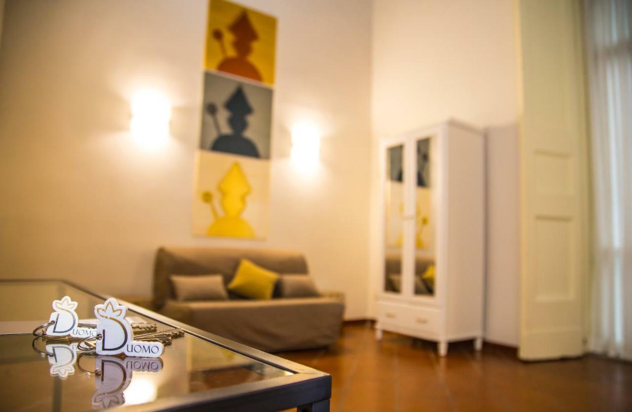 Domus Donnaregina Apartments Naples Luaran gambar
